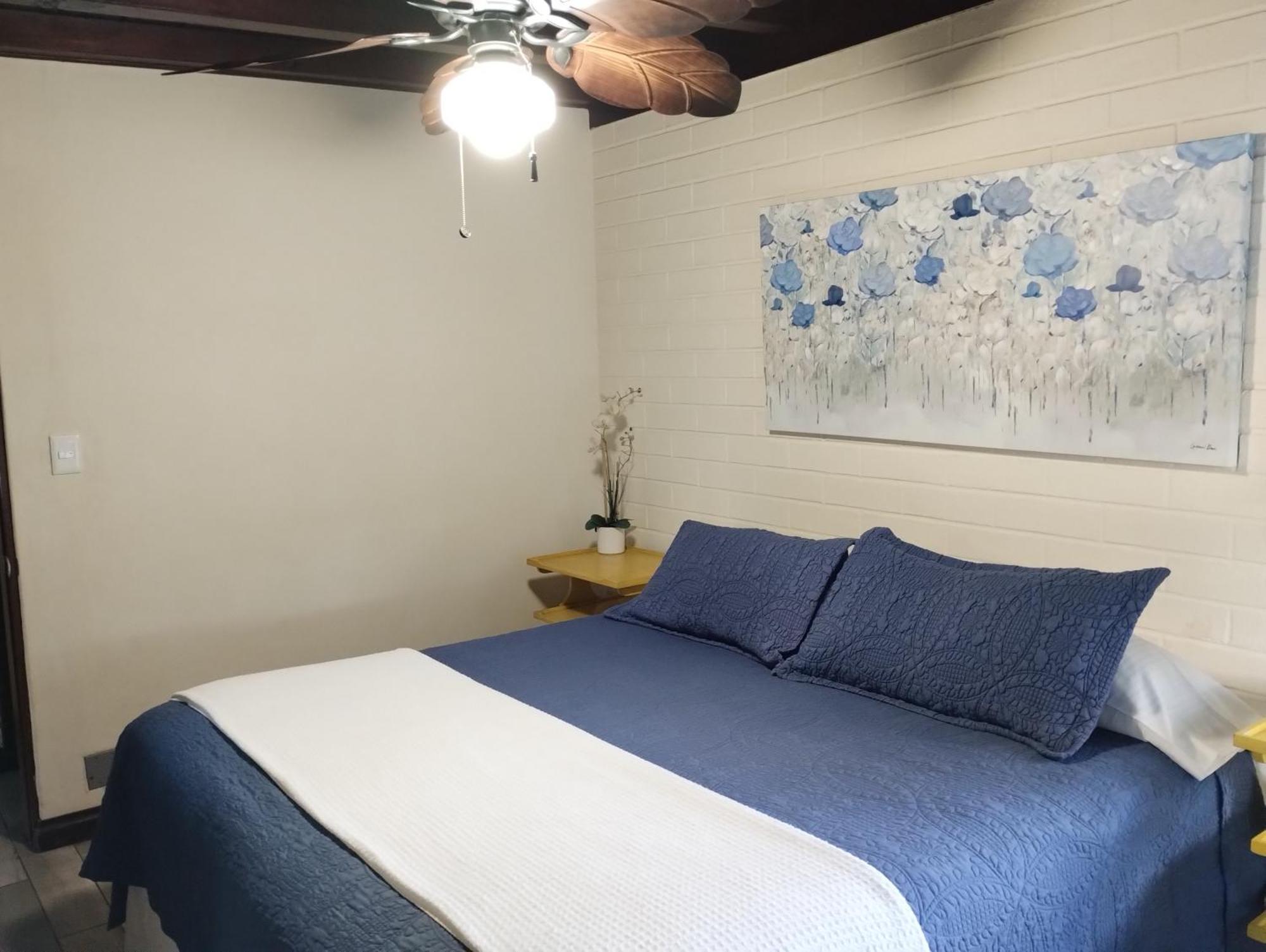 Hotel Quintas Papagayo Ensenada Zimmer foto